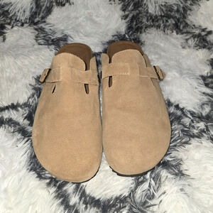 Intini Womens Sz 11/Mens Sz 9.5-10 Suede Clogs With Arch Support